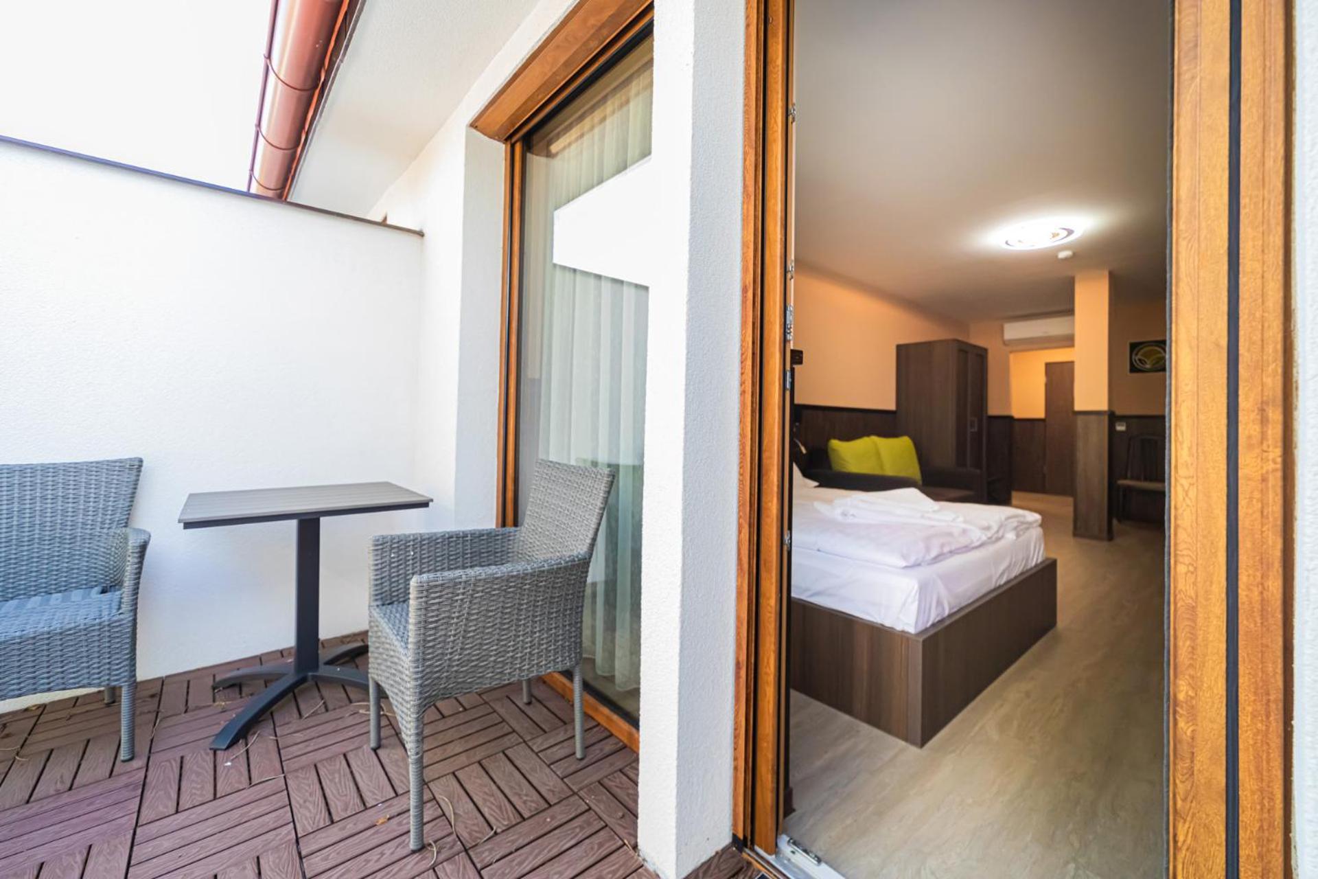 Park Hotel Buekfuerdo Buk Exterior photo