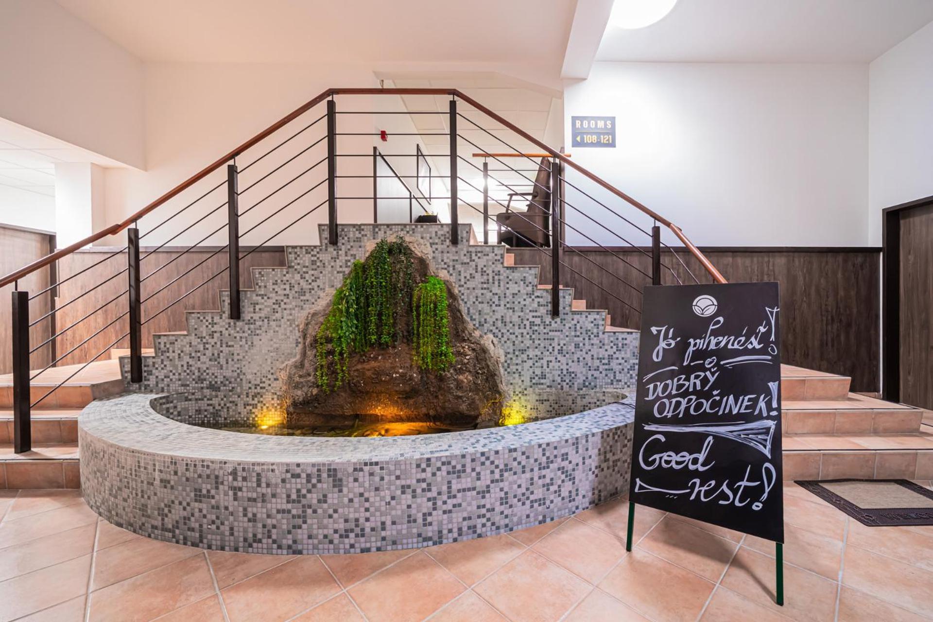 Park Hotel Buekfuerdo Buk Exterior photo